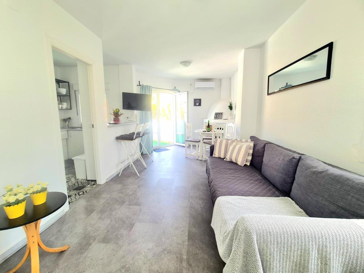 Apartamento Con Vistas Al Campo De Golf Y Piscina Apartman Fuengirola Kültér fotó